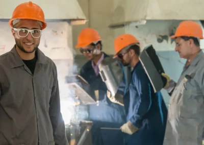 Viajar a España con contrato de trabajo - Amauta Asesoría